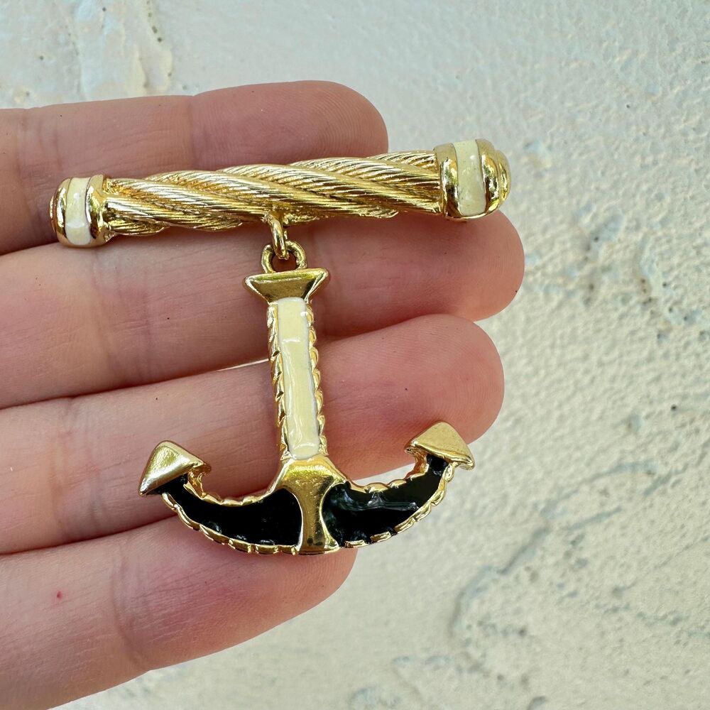 Vintage Jewelry Dangling Anchor Brooch Gold Tone Black and Cream Enamel Anchor P